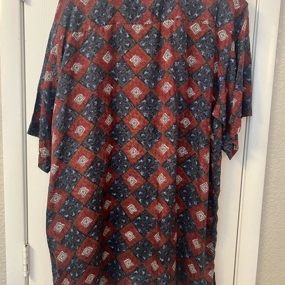 Men’s 100% silk Shirt - Picture 2 of 3